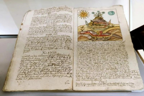 Бабродвиж в Красноярске: экскурсия «Тайны редких книг», игра «В петле времени» и опера «Иоланта»