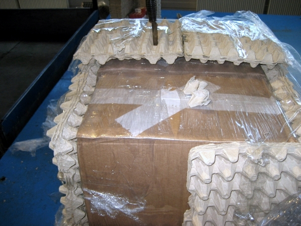 Обнаружена крупная партия контрабандных сигарет, таможенники под подозрением