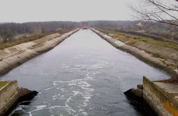 Донбасс без воды: миллиарды ушли в песок, а трубы — с 90-х не менялись